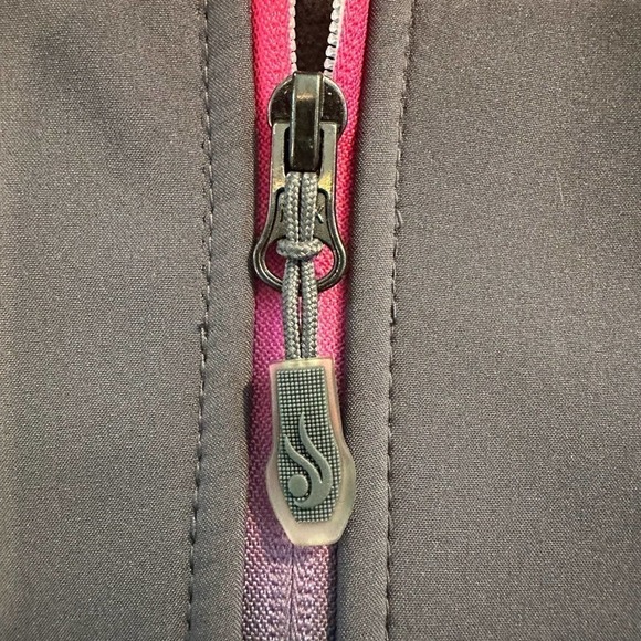 Ideology Activewear - Dark Gray Jacket with Pink Ombre zipper - NWOT - Picture 6 of 10